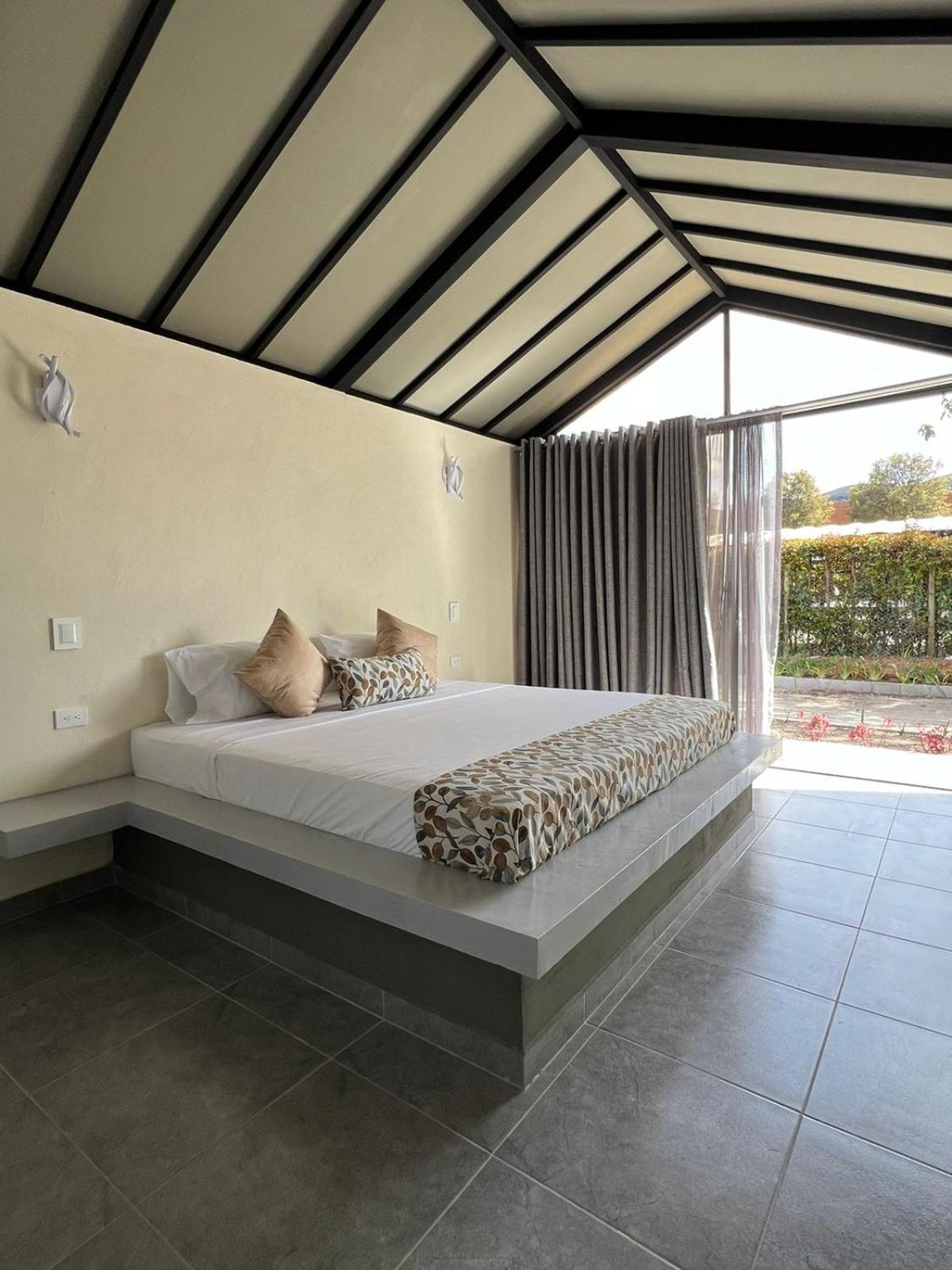 Star Center Hotel Boutique ريونيغرو المظهر الخارجي الصورة