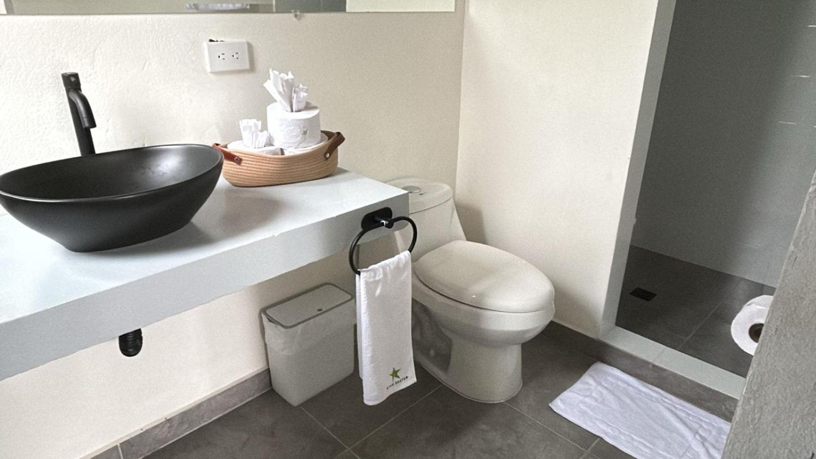 Star Center Hotel Boutique ريونيغرو المظهر الخارجي الصورة